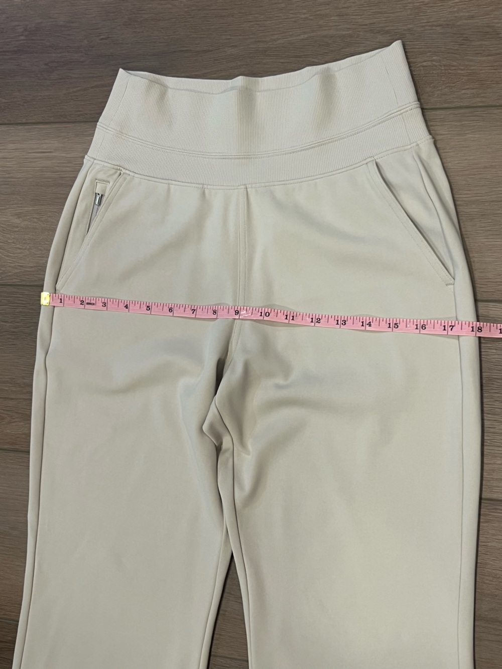 Athleta Venice Cream Flare Leg Performance Pants Size XS Side Slits - Picture 9 of 15